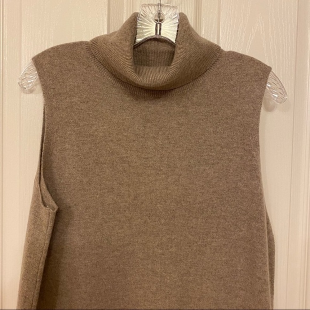 NORDSTROM SIGNATURE 100% Cashmere Turtleneck Sleeveless Sweater Dress in Tan L - Picture 6 of 12